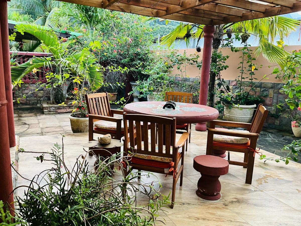 Effie Mountain View Coco Villa Misere Exterior foto